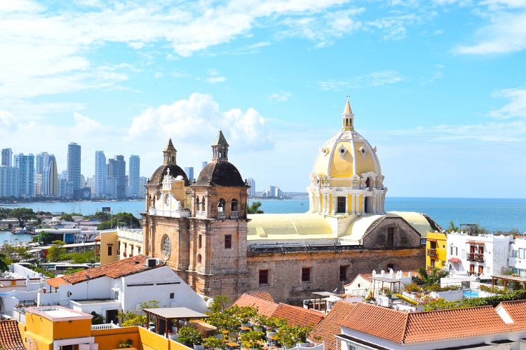 cartagena old town versus bocagrande