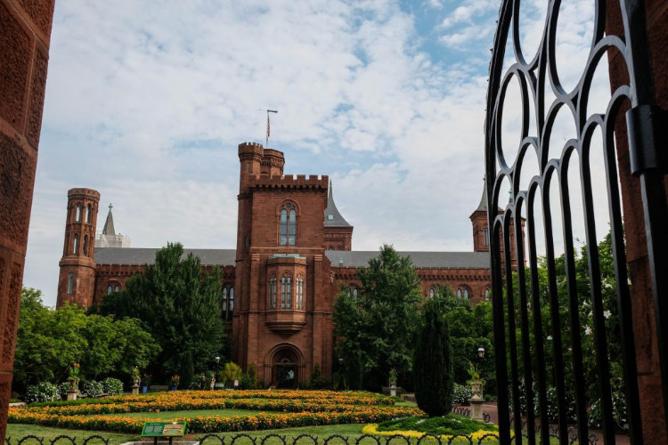 smithsonian castle washington